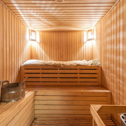 Differences Between a Sauna and a Turkish Bath